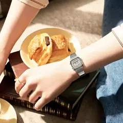 Reloj Casio LA670WA-7 en internet