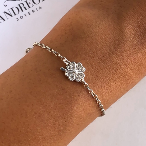 pulsera centro trebol con cubics (cod p052)