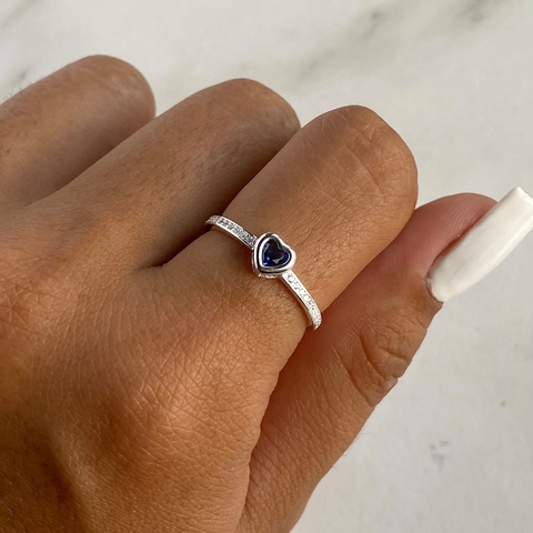 anillo centro corazon con cubic azul (cod an404)
