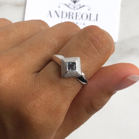 anillo con cubic celeste (COD an177)