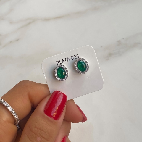 Aros Pasante con Cubics Engarzados Blancos y Verde (cod ar372)