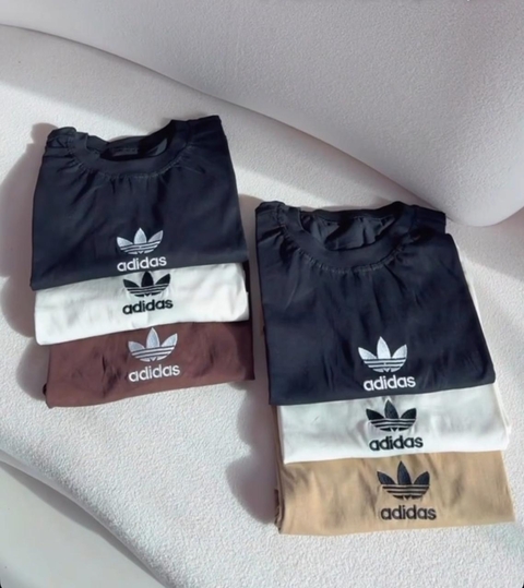 T-Shirt Adidas - comprar online