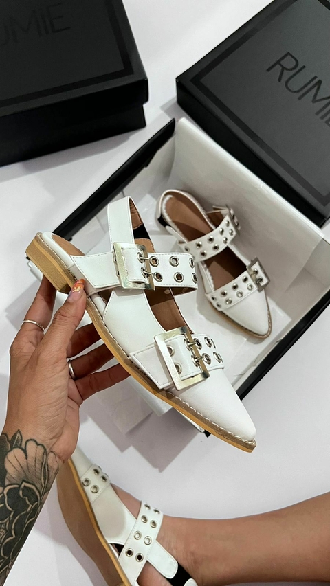 Cata White