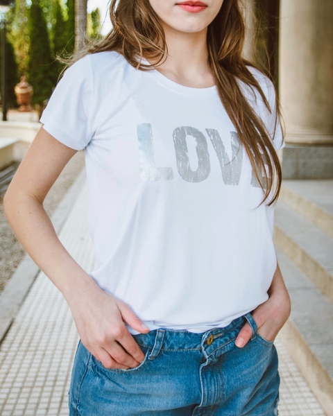 Remera Love