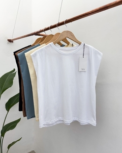 REMERA PETRA (8724) - Turia