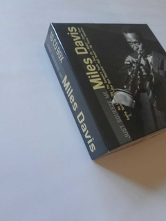 MILES DAVIS - JUST SQUEEZE ME BOX 10 CDS IMPORTADO na internet