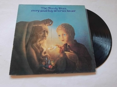THE MOODY BLUES - EVERY GOOD BOY DESERVES FAVOUR