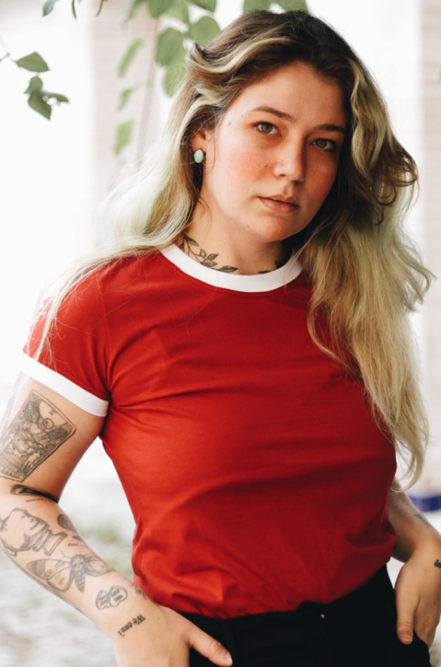 Camiseta Feminina Ringer Vermelho / Branco Camiseta Feminina Ringer Vermelho / Branco