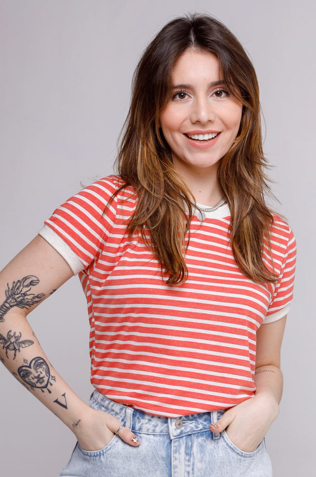 Camiseta Feminina Ringer Listrada Coral - comprar online Camiseta Feminina Ringer Listrada Coral - comprar online