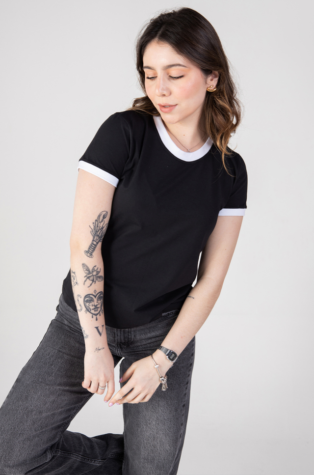 camiseta feminina ringer preto e branco camiseta feminina ringer preto e branco