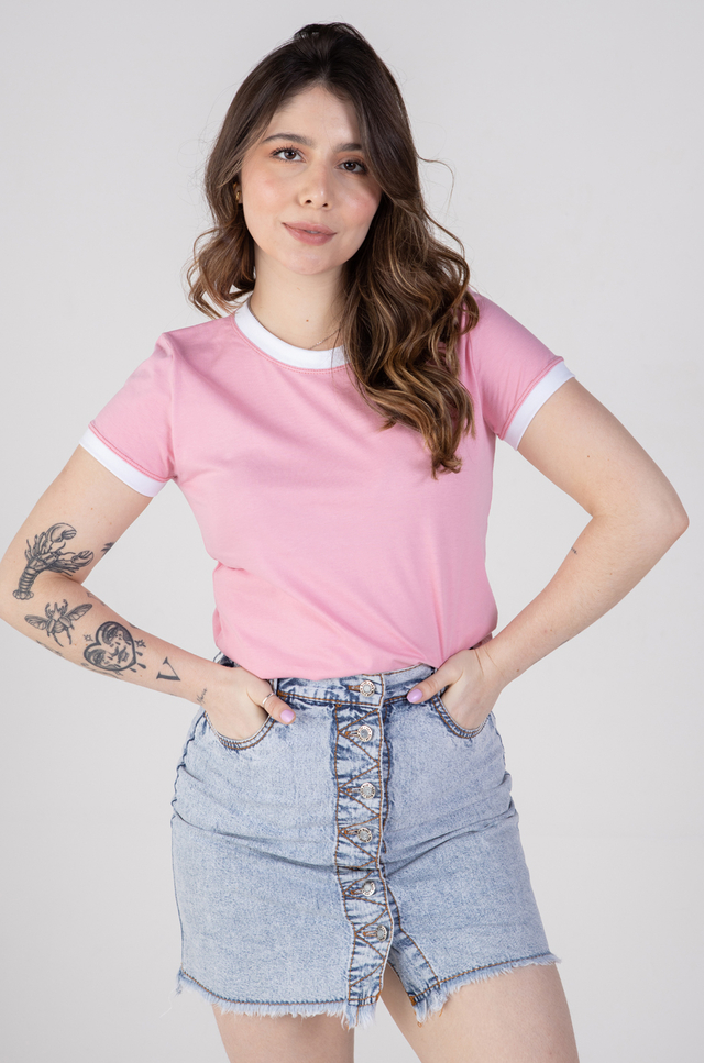 Camiseta Feminina Ringer Rosa / Branco Camiseta Feminina Ringer Rosa / Branco