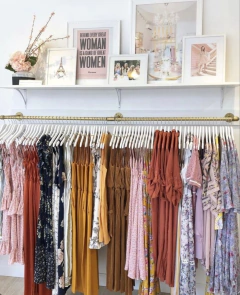 Percheros y soportes para LoveTrend