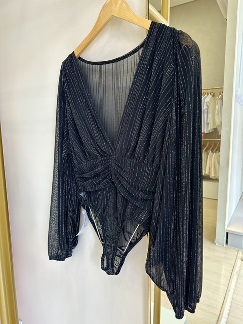 BODY LAURA TULE BRILHO