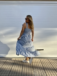 VESTIDO CHARLOTTE LISTRADO na internet