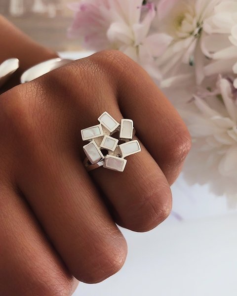 ANILLO AYESA