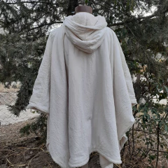 PONCHO MONTE SERRANO color NATURAL - comprar online