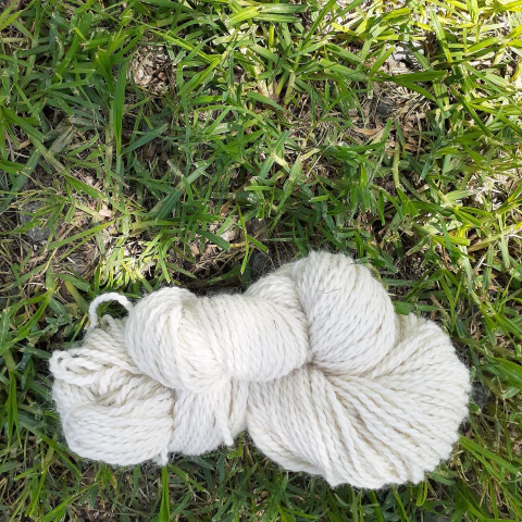 LANA de LLAMA "Andina". 100 gr color NATURAL - comprar online