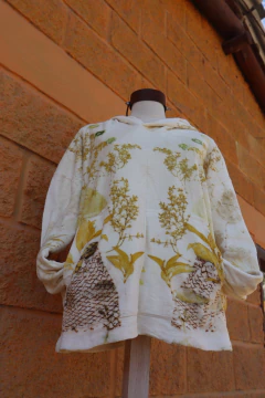 CANGURO CRISÁLIDA Plush e IMPRESIÓN BOTÁNICA. en internet