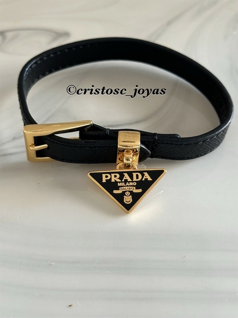 Pulsera P