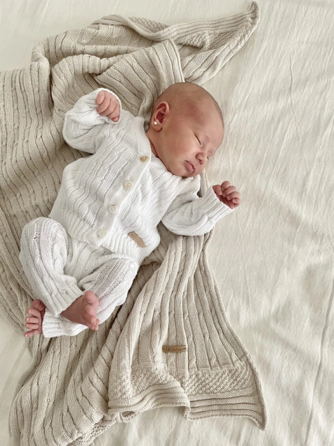 Ajuar Tejido de algodón (NO incluye manta)