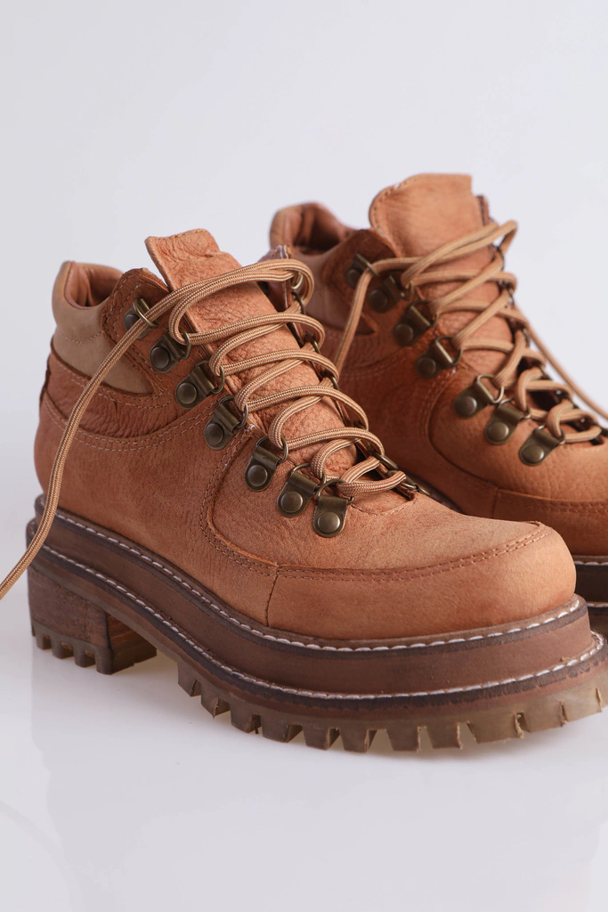 BORCEGO VELVET SUELA