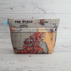NECESER/ CARTUCHERA "THE WORLD" - comprar online