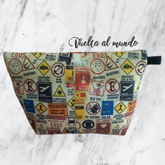 NECESER/ CARTUCHERA "VAMOS AL FRENTE!" - comprar online