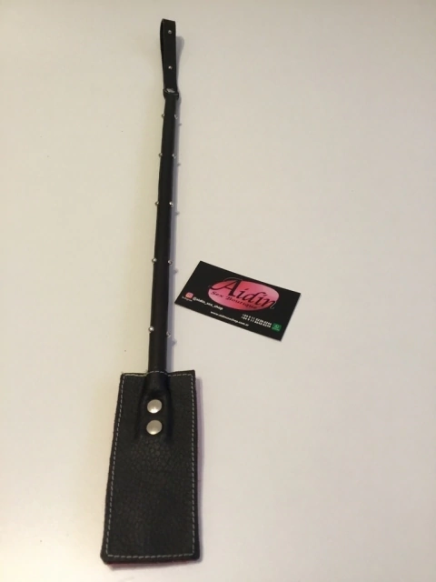 Fusta RECTANGULAR DE CUERO