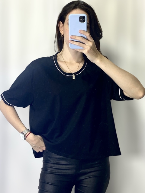 Art. M25I200 - Remera de Algodón con Cuello redondo - comprar online