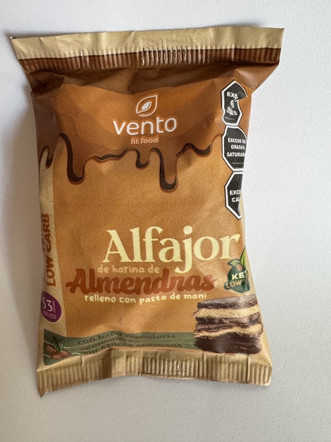 Alfajor Vento relleno de pasta de maní