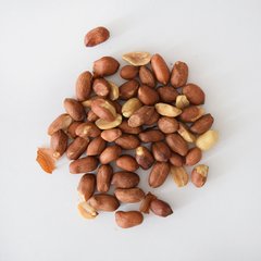 Maní con piel tostado sin sal x 100g