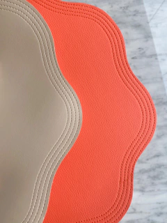 Jogo Americano Lórum Impermeável Dupla Face | Coral e Creme - loja online