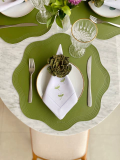 Lugar Americano Lórum Impermeável Dupla Face | Verde Oliva e Creme - comprar online