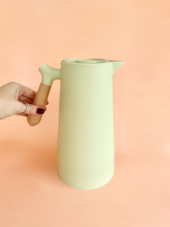 Garrafa Térmica Alça Bambu | Verde Claro - comprar online