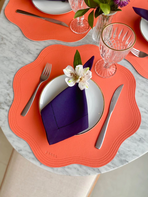 Jogo Americano Lórum Impermeável Dupla Face | Coral e Creme