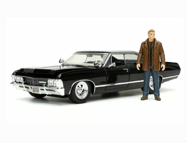 Supernatural 67 Chevy Impala SS e Dean 1:24 Jada Toys 32250