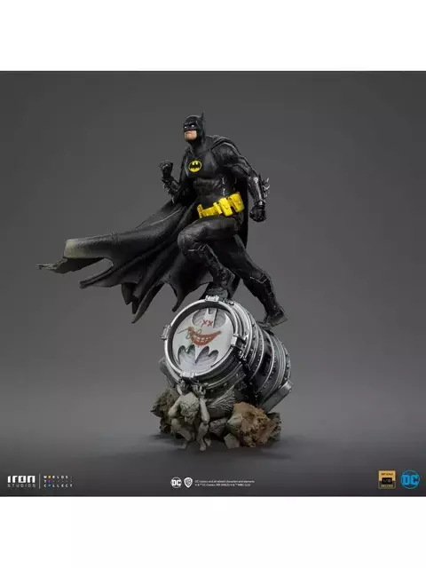 Estátua Batman Deluxe Black Ver - DC Comics - Art Scale 1/10 - Iron Studios