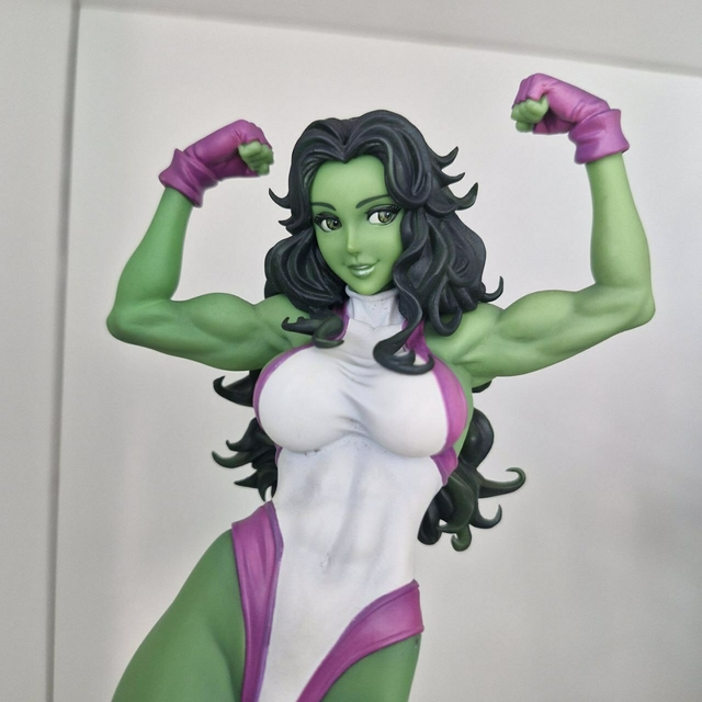 LIVE DA PENS - Bishoujo She-Hulk Kotobukiya - SEM CAIXA - comprar online