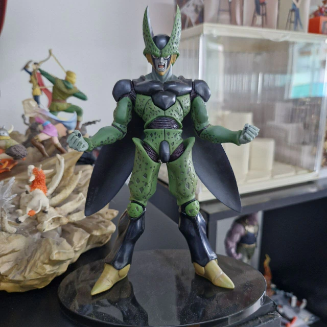 LIVE DA PENS - Perfect Cell Dragon Ball Z Scultures Banpresto - SEM CAIXA - comprar online