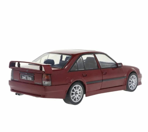 Miniatura Chevrolet Omega CD Bordo 1991 1:24 Califórnia Toys Classics