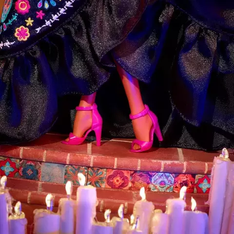 Boneca Barbie Dia De Los Muertos Dia Dos Mortos Mattel HRM72