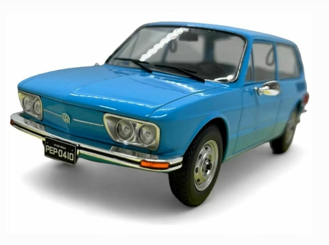 Miniatura Brasília Azul Clara 1976 Vw 1:24 Califórnia Toys Classics