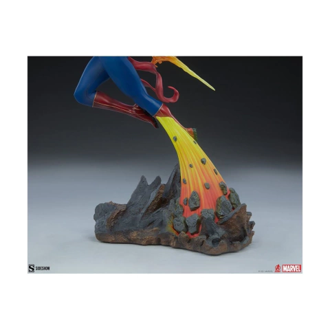 Estátua Captain Marvel - Avengers Assemble - Marvel - Sideshow