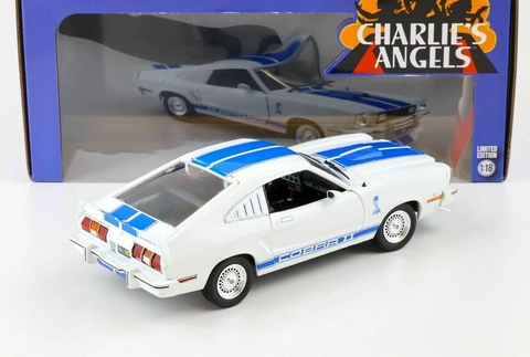 Ford Mustang Cobra Ii Jill Munroe'S 1976 Charlie's Angels Greenlight 1/18