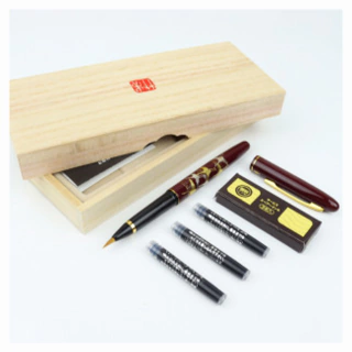 Fountain Brush Pen Caneta Kuretake Makie-Monogatari Kakuju DUO181815