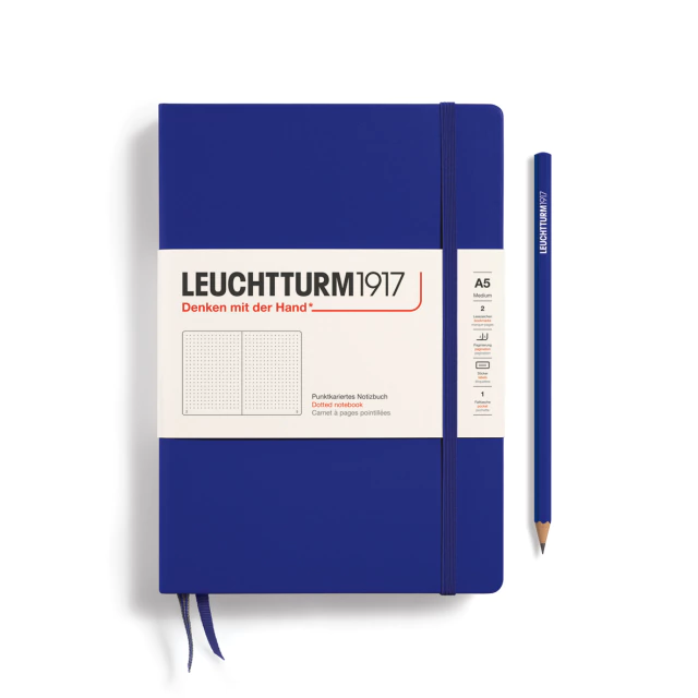 Caderno Leuchtturm1917, Medium (A5) - 251 Páginas, Capa Dura, Pontilhado, Azul Tinta 369792 - comprar online