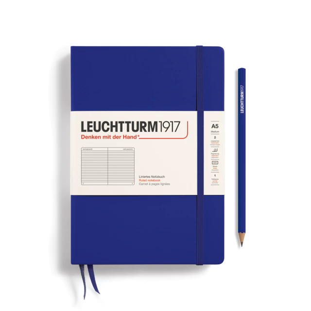 Caderno Leuchtturm1917, Medium (A5) - 251 Páginas, Capa Dura, Pautado, Azul Tinta 369793 - comprar online