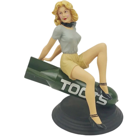 Estatueta On The Nose Toots 1/6 Flight Plan 4517