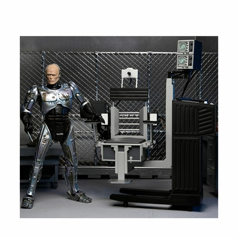 Ultimate RoboCop Battle Damaged With Chair - 7" Scale - Neca
