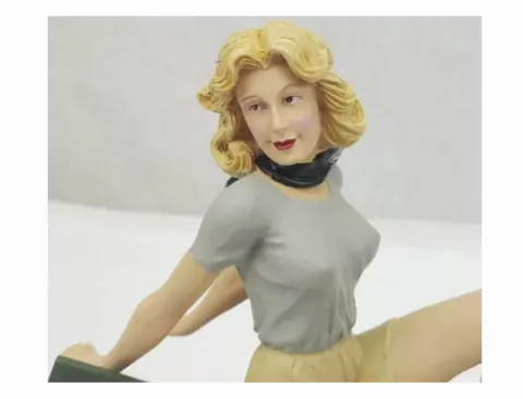 Estatueta On The Nose Toots 1/6 Flight Plan 4517